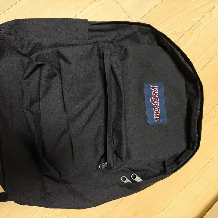 [SOLD OUT] 잔스포츠 슈퍼브레이크 블랙 백팩 판매합니다!
