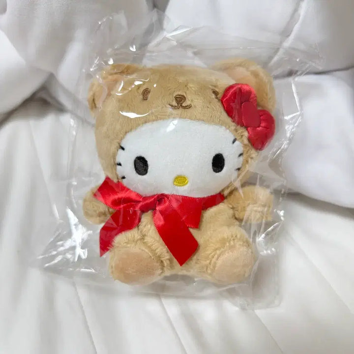 [BUNJANG] Sanrio Hello Kitty Bear Mascot Keychain / 곰인형 키티 마스코트 키링