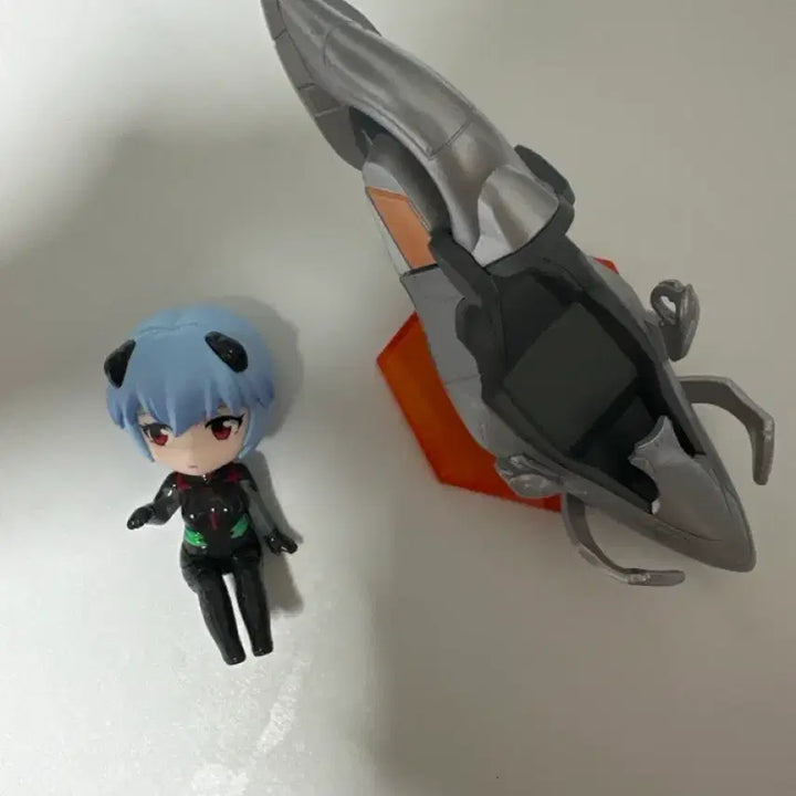 [BUNJANG] Pop Mart Evangelion Ayanami Rei Figure / 팝마트 에반게리온 아야나미 레이 피규어