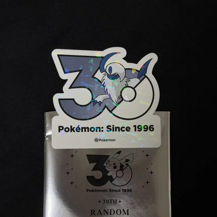 [BUNJANG] Pokemon 30th Anniversary Pop-up Store Limited Edition Absol Logo Sticker / 앱솔 한정판 포켓몬 30주년 팝업 로고스티커 랜덤 스티커