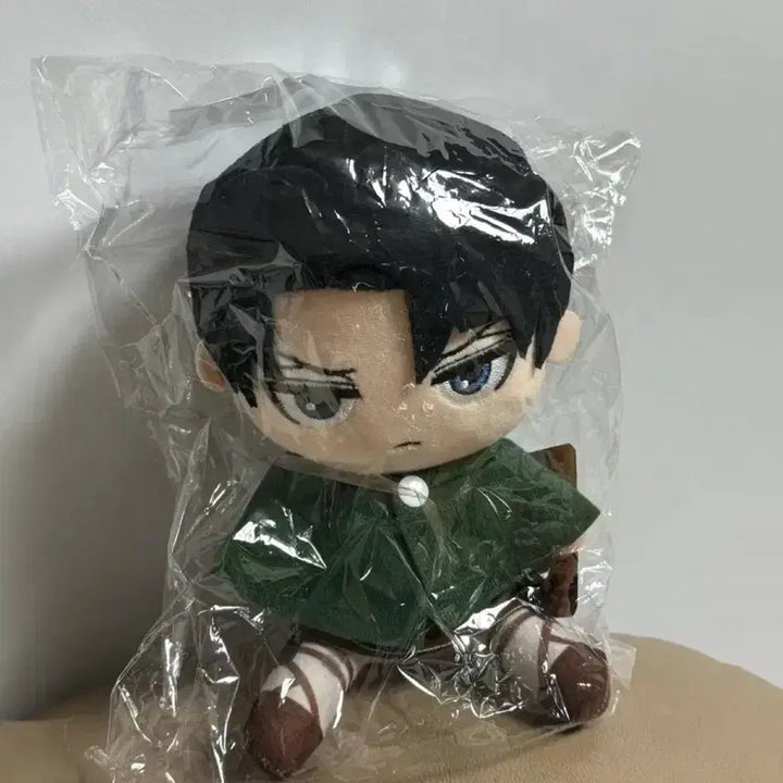 [BUNJANG] Attack on Titan Final Season Owarai Levi Sitting Plush Doll / 진격의 거인 진격거 파이널 시즌 오스와리 리바이 앉은 누이 인형