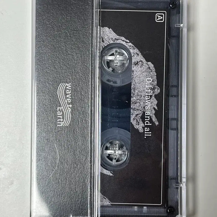 [BUNJANG] Wave to Earth Cassette Tape / 웨이브투어스 카세트테이프