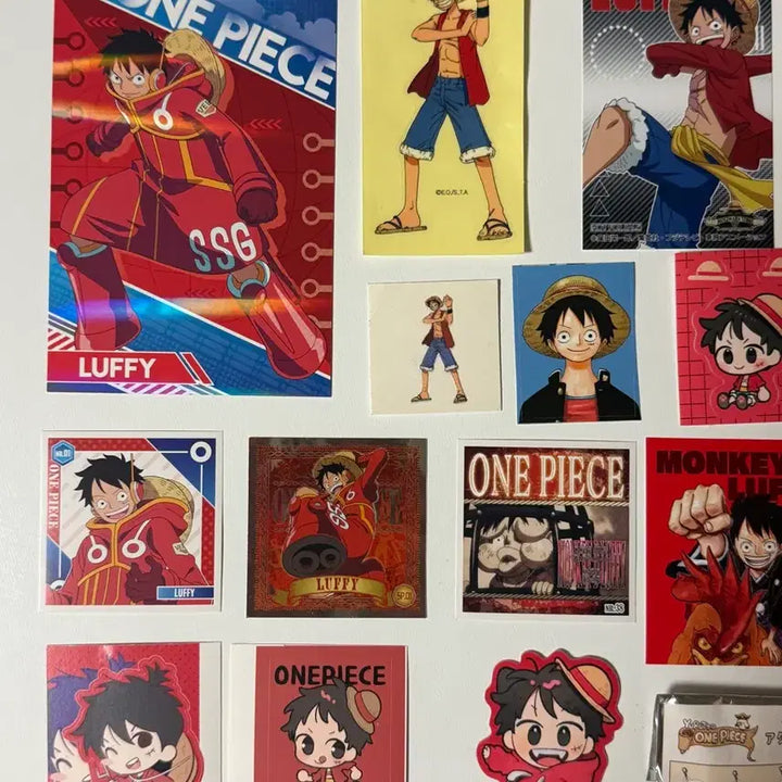 [BUNJANG] One Piece Luffy Sticker and Keychain Set / 원피스 루피 스티커 및 키링 굿즈 공식 비공식 세트 판매
