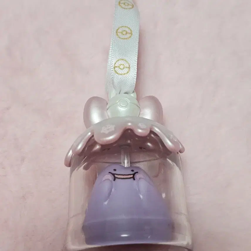 [BUNJANG] Pokemon Ditto Ornament Capsule Toy / 포켓몬 메타몽 성수 팝업 오너먼트 캡슐토이 애교중 가챠 판매 양도