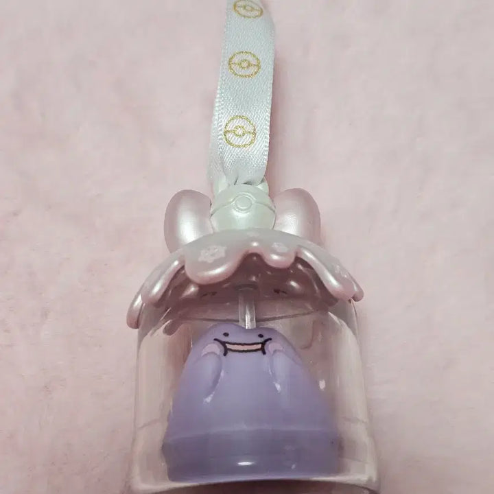 [BUNJANG] Pokemon Ditto Ornament Capsule Toy / 포켓몬 메타몽 성수 팝업 오너먼트 캡슐토이 애교중 가챠 판매 양도