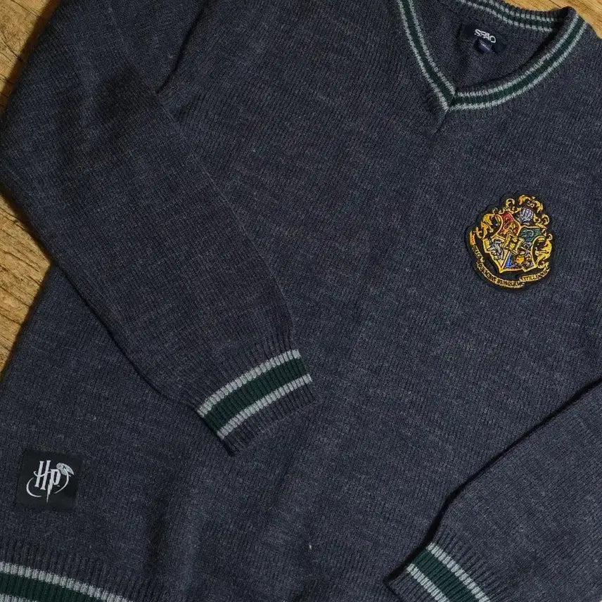[BUNJANG] SPAO Harry Potter Collaboration Hogwarts Sweater Knit M / 한정판 스파오 해리포터 콜라보 호그와트 스웨터 니트 M