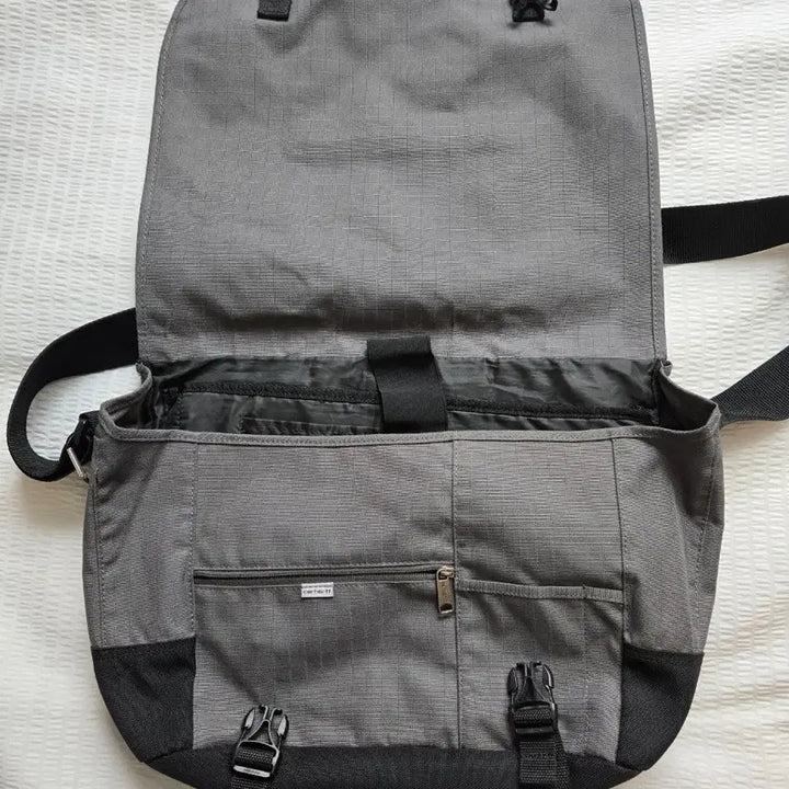 [BUNJANG] Carhartt D89 Ripstop Messenger Bag / 칼하트 D89 메신저 백.