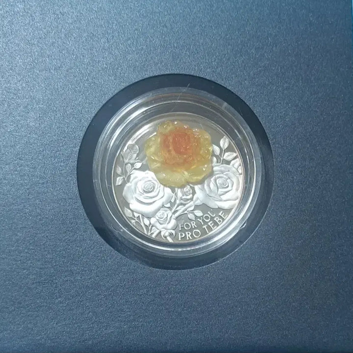 [BUNJANG] 2024 Niue Crystal Rose Silver Coin / 2024 니우에 포유 크리스탈 로즈 실버