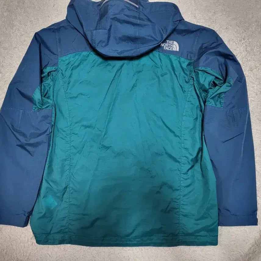 [SOLD OUT] 노스페이스"윈드러너 바람막이자켓