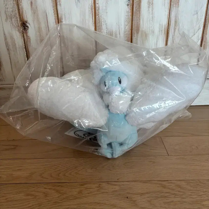 [SOLD OUT] 포켓몬센터 메가파비코리 봉제인형