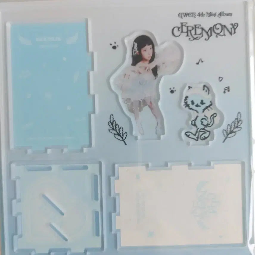 [BUNJANG] QWER Ceremony Pop-up Hina, Chodan Acrylic Stand / qwer 세레머니 팝업 히나,쵸단 아크릴 판매합니다