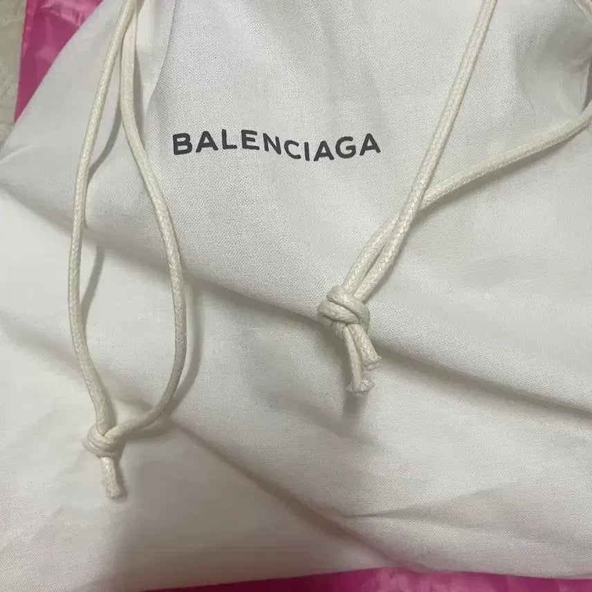 [BUNJANG] Balenciaga White Cotton Baseball Cap / 발렌시아가 볼캡 화이트