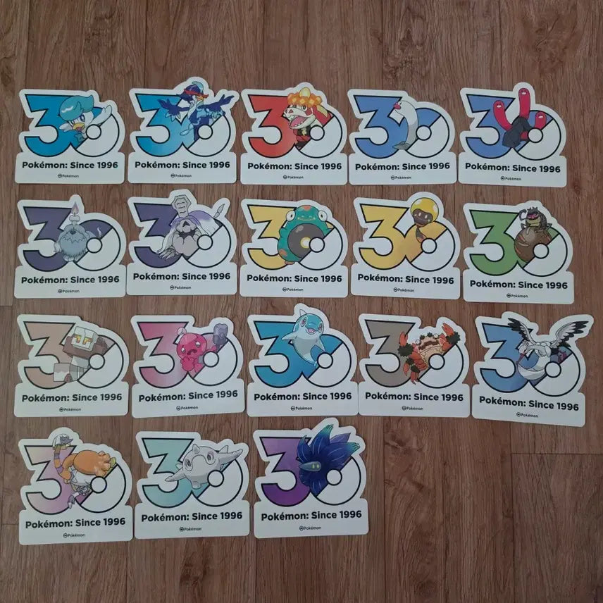 [BUNJANG] Pokemon 30th Anniversary Stickers - Set of 18 / 포켓몬 30주년 스티커 9세대 꾸왁스 바다그다 어리짱 등 18종 원가양도