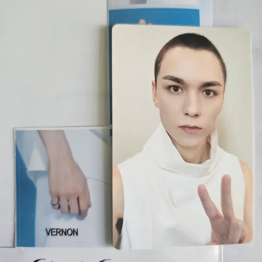 [BUNJANG] SEVENTEEN Vernon World Tour [New_] DC Digital Code Photocard / 세븐틴 버논 포카 월드투어 뉴콘 디씨 디지털코드 디코 포카