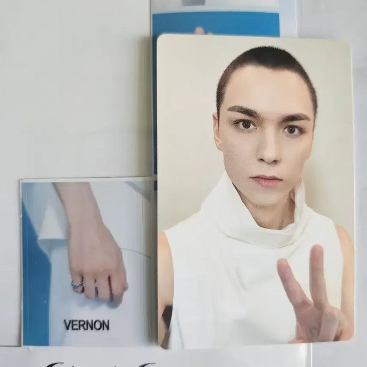 [BUNJANG] SEVENTEEN Vernon World Tour [New_] DC Digital Code Photocard / 세븐틴 버논 포카 월드투어 뉴콘 디씨 디지털코드 디코 포카