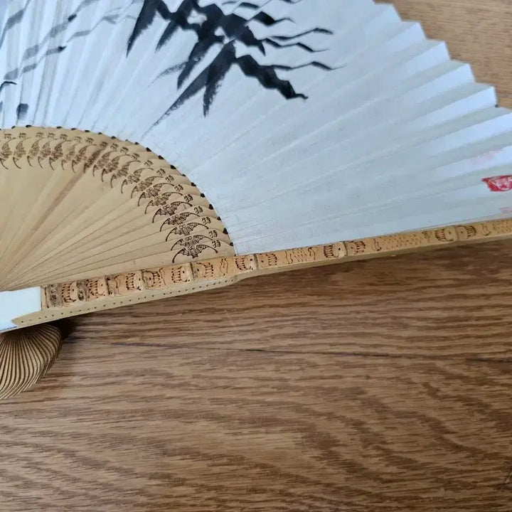 [BUNJANG] Master Lee Gi-dong Traditional Hapjuk Sun (Folding Fan) with Ink Wash Painting / 고 이기동 무형문화재 전통합죽선 수묵 문인화 작품