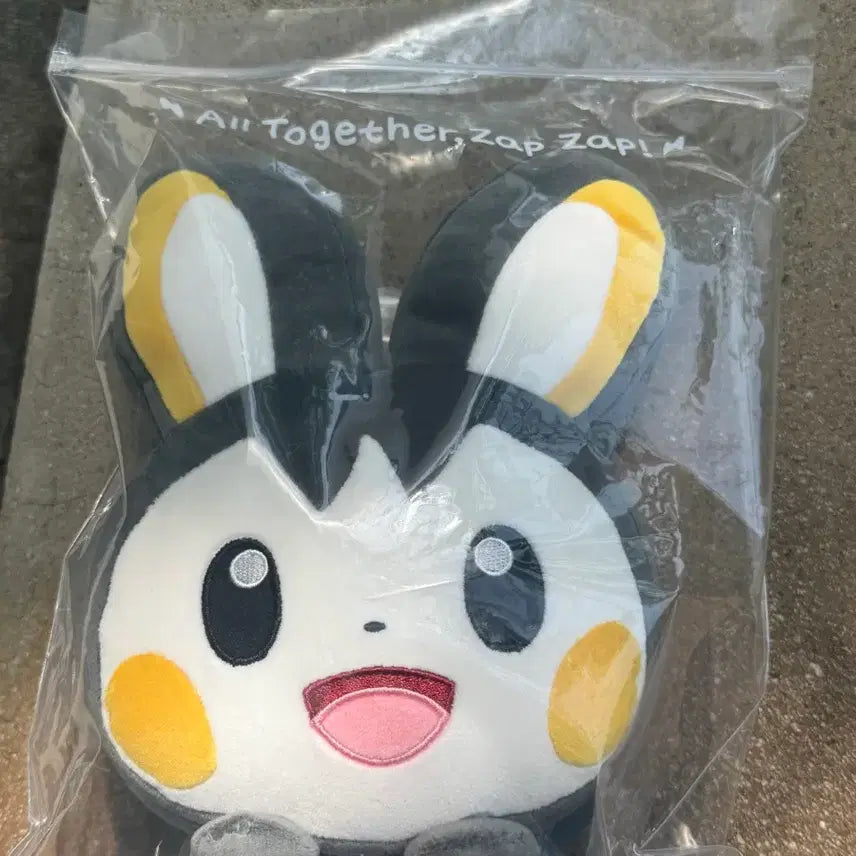 [SOLD OUT] 포켓몬 에몽가 데스크 쿠션 미개봉 메타몽 팝업