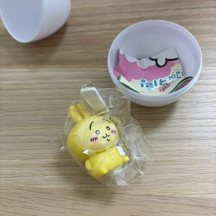 [BUNJANG] Chiikawa Secret Usagi Figure Keychain / 치이카와 시크릿 피규어 키링 우사기