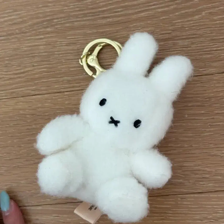 [BUNJANG] Megabox Miffy Creamy Doll Keychain / 메가박스 미피 크리미 인형 키링