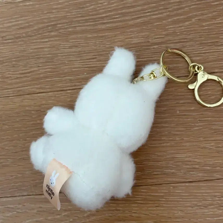 [BUNJANG] Megabox Miffy Creamy Doll Keychain / 메가박스 미피 크리미 인형 키링