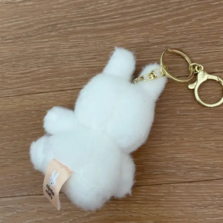[BUNJANG] Megabox Miffy Creamy Doll Keychain / 메가박스 미피 크리미 인형 키링