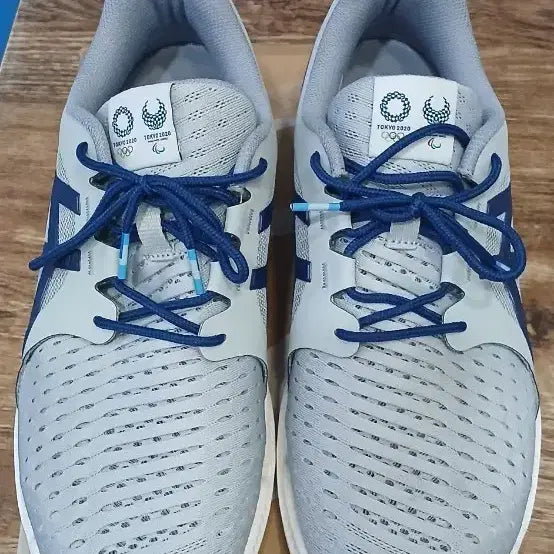 [BUNJANG] ASICS Tokyo Olympics Edition 2020 Running Shoes Grey / 아식스 도쿄 올림픽에디션2020 운동화 회색