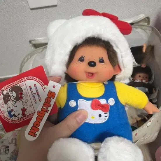 [BUNJANG] Monchhichi x Hello Kitty Collaboration Plush Doll / 몬치치 x 헬로키티 인형