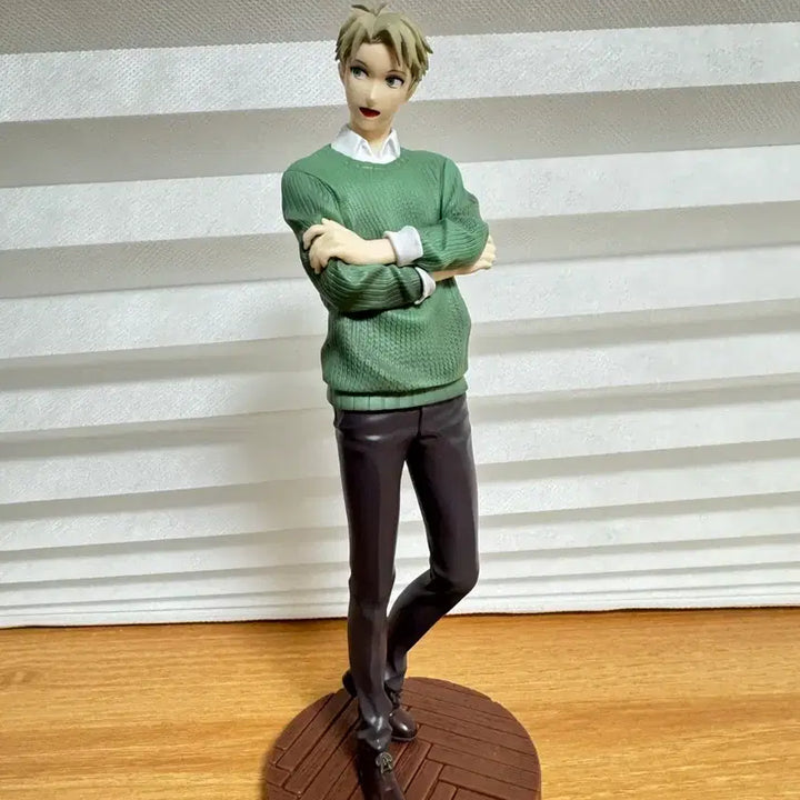 [BUNJANG] SEGA Spy x Family Loid Forger ED Costume Version 2 Figure (Unsealed) / 개봉) 세가 스파이패밀리 로이드 포저 피규어