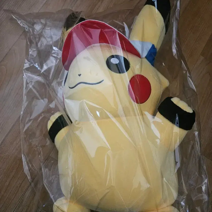 [BUNJANG] Pokemon Run Big Size Pikachu Plush Doll / 포켓몬 런 빅사이즈 피카츄 봉제인형
