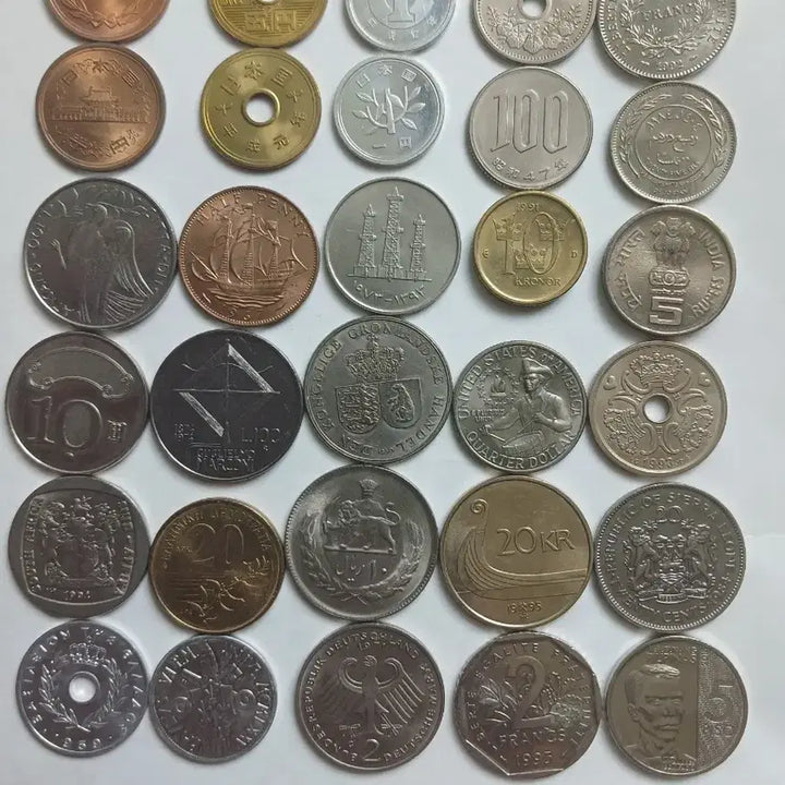 [BUNJANG] World Unused Coin Bundle (30 pcs) / 세계 미사용 주화 30개 일괄