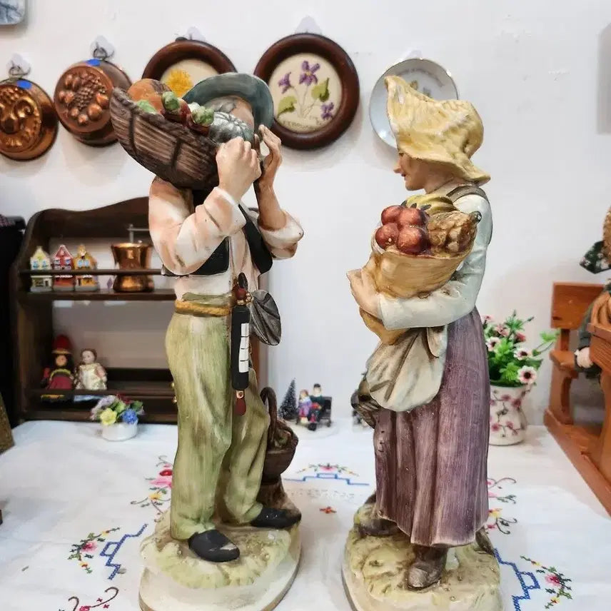[BUNJANG] Vintage Large Old Farmers Porcelain Figurine Set / 빈티지 대형 올드 파머스 피겨린 세트
