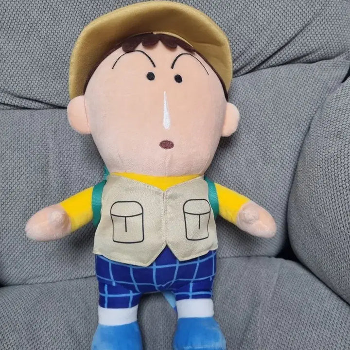 [BUNJANG] Crayon Shin-chan "Friend" Maeng-gu Medium Plush Doll / 짱구는못말려 등산 탐험 모자쓴 가방  멘 맹구 중형인형