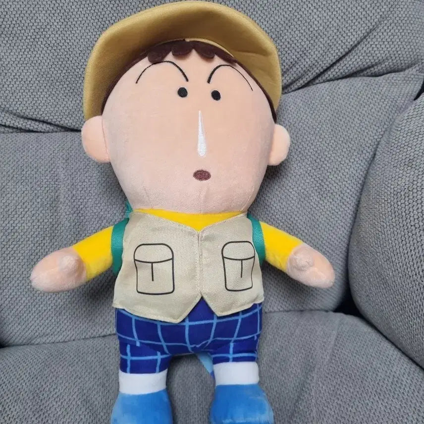 [BUNJANG] Crayon Shin-chan "Friend" Maeng-gu Medium Plush Doll / 짱구는못말려 등산 탐험 모자쓴 가방  멘 맹구 중형인형