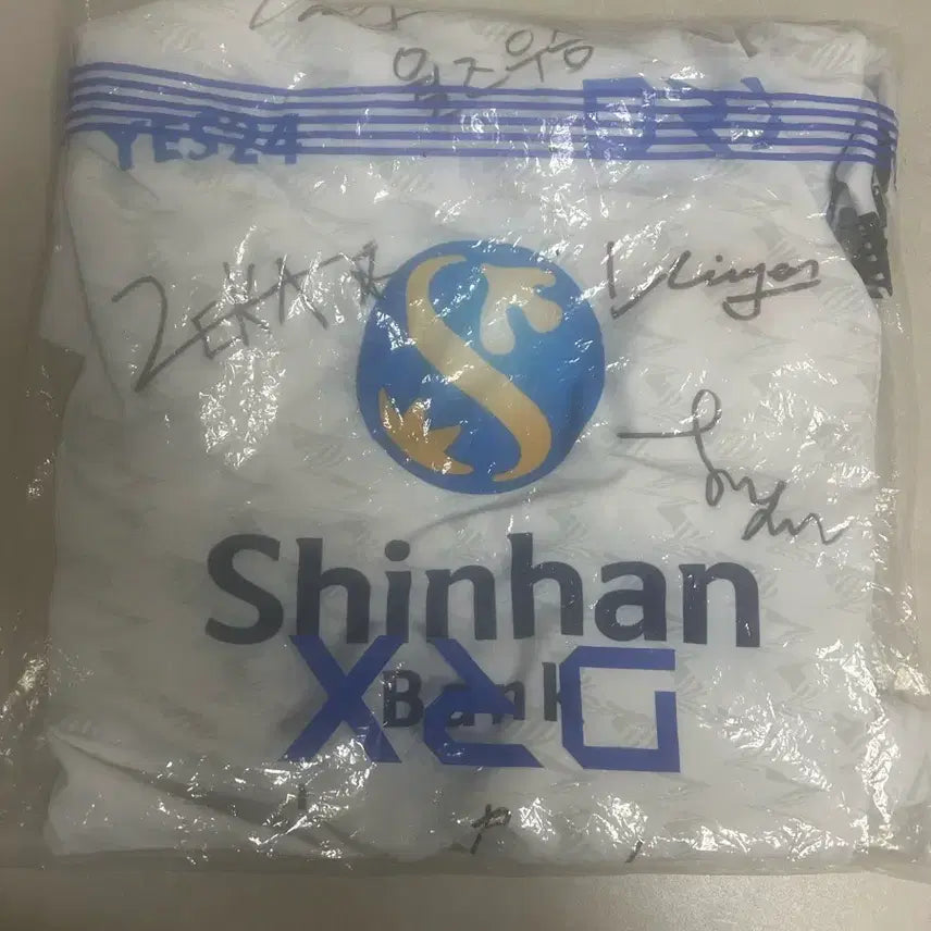 [BUNJANG] DRX 2022 Championship Signed Jersey / 2022 DRX 우승 사인 유니폼