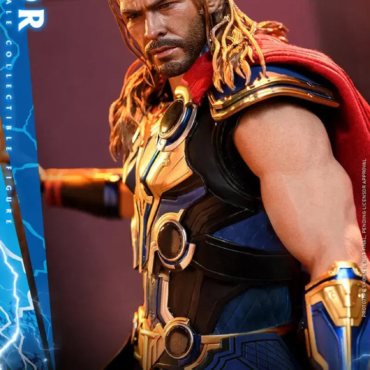[BUNJANG] Hot Toys Thor: Love and Thunder 1/6 Scale Figure (Minor Defect) / 핫토이 토르 러브 앤 썬더 약하자 1/6 피규어