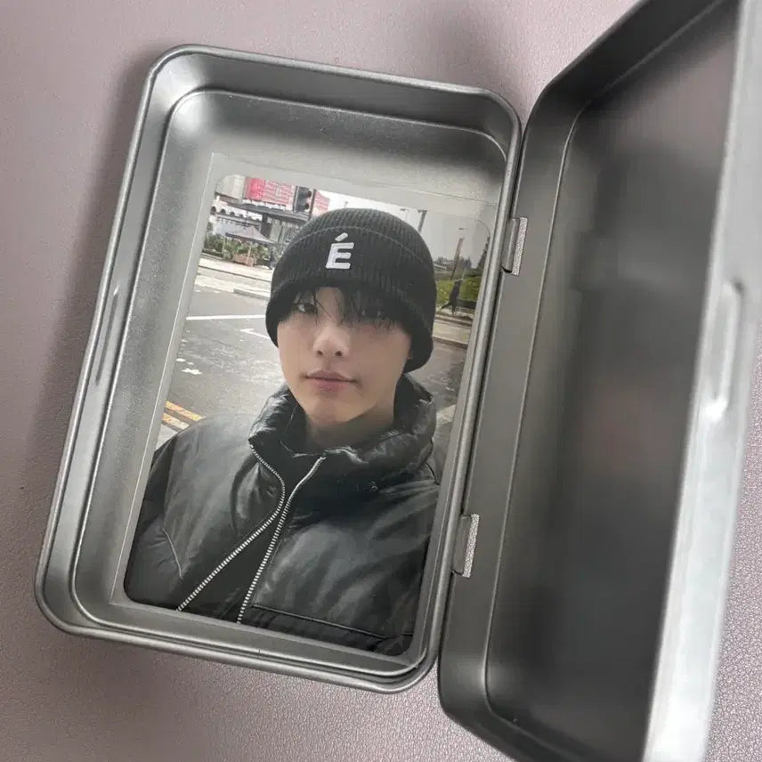 [BUNJANG] Woodz Seungyoun Photocard Tin Case Set / 조승연 우즈 포카 포토카드+틴케이스