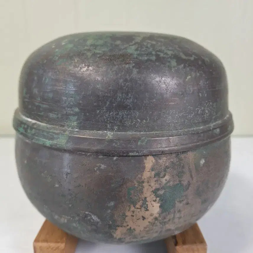 [BUNJANG] Goryeo Dynasty Bronze Container / 근대사 골동품 수집 희귀 자료 고려시대 청동합