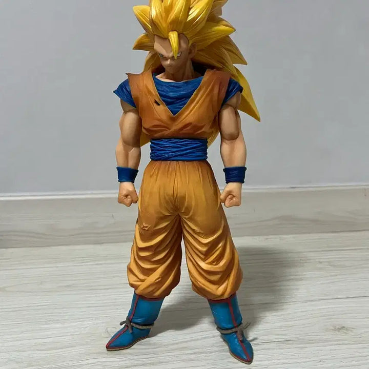 [BUNJANG] Dragon Ball Grandista Super Saiyan 3 Goku Figure / 드래곤볼 그란디스타 초3 손오공 피규어