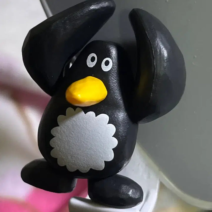 [BUNJANG] Qualia Daisuke Kondo Mascot Figure Penguin / QUALIA 다이스케 콘도 마스코트 피규어 펭귄