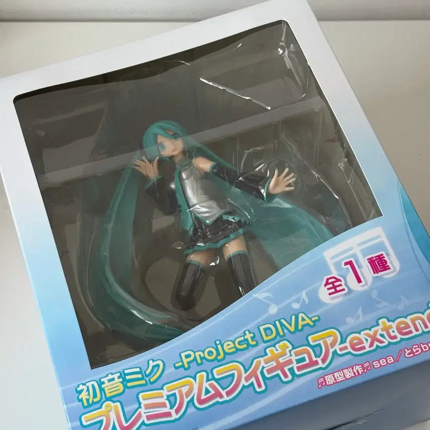[BUNJANG] Hatsune Miku Sega Classic Project DIVA Figure / 하츠네미쿠 세가 고전 project diva 프로젝트 디바 피규어