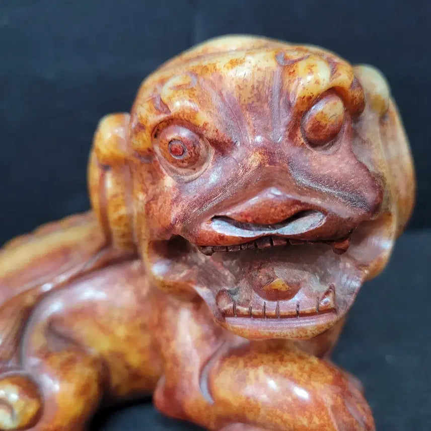 [BUNJANG] Huazhenyu Stone Lion Statue - Symbol of Authority and Glory / (수원만물)권위와 영광을 상징하는 통옥 화전옥 사자상