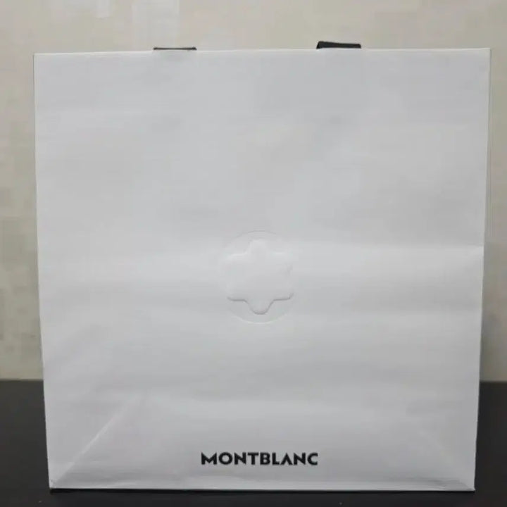 [BUNJANG] Montblanc Meisterstück Platinum Line Midsize Ballpoint Pen / 몽블랑 마이스터스튁 플래티넘 라인 미드사이즈 볼펜
