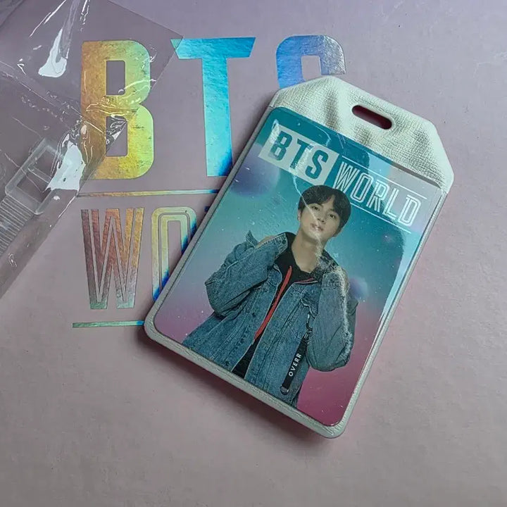 [BUNJANG] BTS Jin World Luggage Tag Photocard / [석진/진] 방탄소년단 bts 비월 비티에스월드 러기지태그 포카