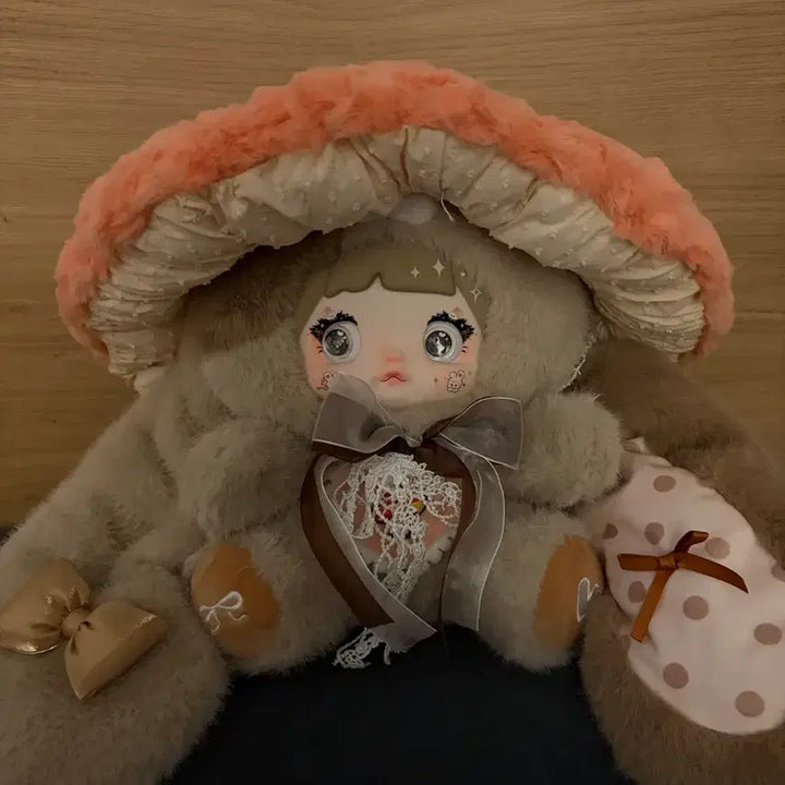[BUNJANG] Bearbrick Nomé Mushroom Hat Beige 400% / 베이비쓰리 정품 노미 버섯모자 베이지 400%