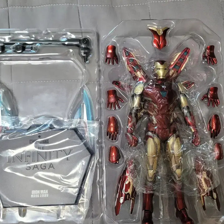 [BUNJANG] ThreeZero DLX Iron Man Mark 85 Action Figure / 쓰리제로 dlx 아이언맨 마크85 판매