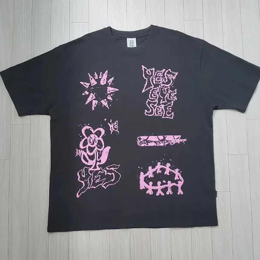 [BUNJANG] YES EYE SEE Doodling Print Short Sleeve T-Shirt / YES EYE SEE 두들 프린팅 반팔티