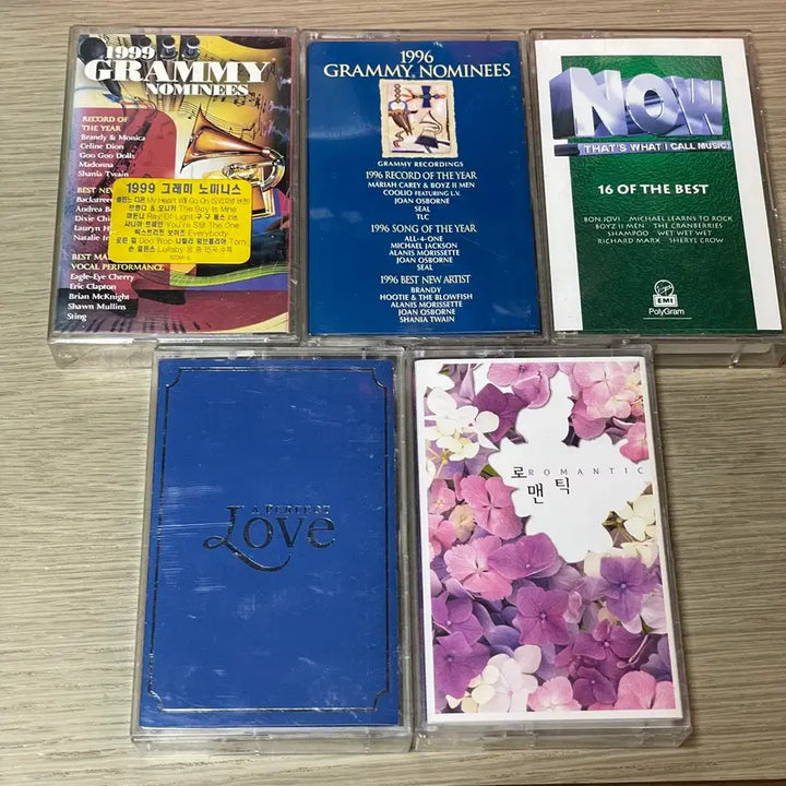 [BUNJANG] Pop Cassette Tape Bundle (Includes Sealed) - 5pc Set / 미개봉 포함 팝송 카세트 테이프 5개 세트