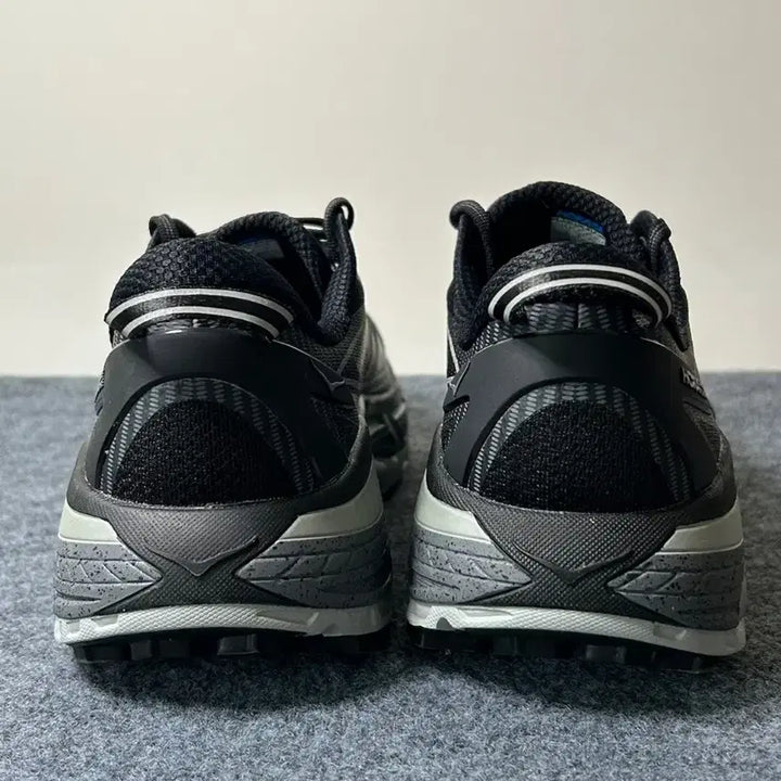 [SOLD OUT] 호카 1126851-BCSTL 등산화