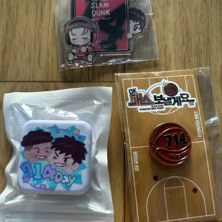[BUNJANG] Slam Dunk Song Tae-seop &amp; Jung Dae-man Acrylic Stand / 슬램덩크 송태섭 정대만 태대 태섭대만 아크릴 스탠드 굿즈