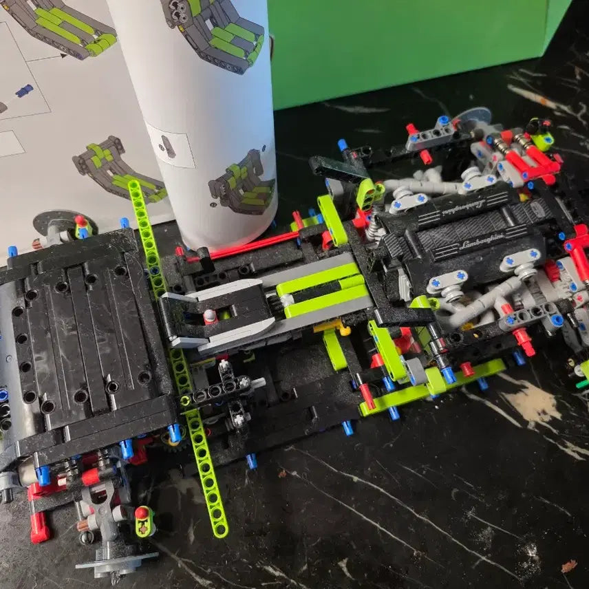 [BUNJANG] LEGO Technic 42115 Lamborghini Sian (Partially Built) / 레고 테크닉 42115 람보르기니 시안 중간까지 만든거 팝니다